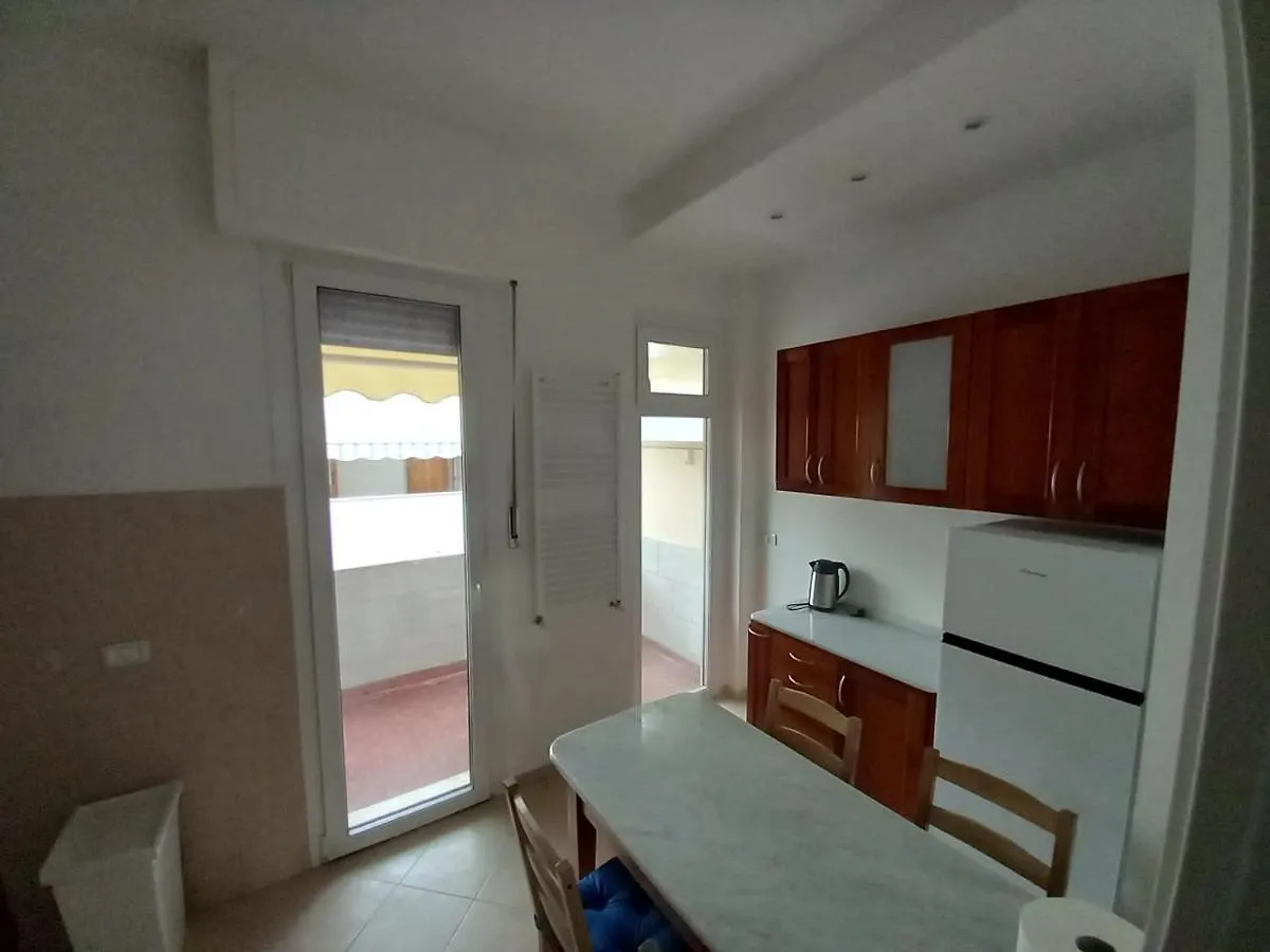 Carachouse-Lido Di Camaiore, Tra Pini Marini E Mare Włochy