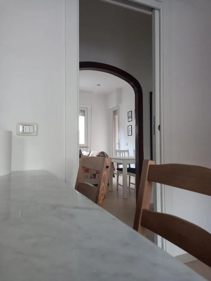 Carachouse-Lido Di Camaiore, Tra Pini Marini E Mare
